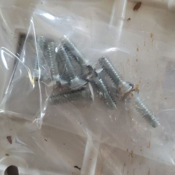 4@30.00 or 20.00 Home Decor/𝅺Decorative Outlet/Switch Plates - Picture 12 of 14